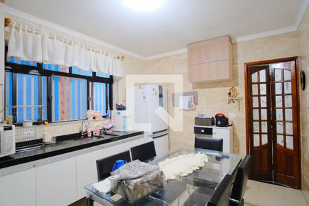 Casa à venda com 282m², 4 quartos e 2 vagasCozinha