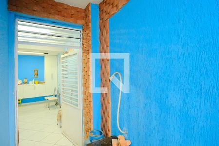 Casa à venda com 282m², 4 quartos e 2 vagasQuintal