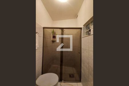 Casa à venda com 236m², 3 quartos e 3 vagasBanheiro da Suíte