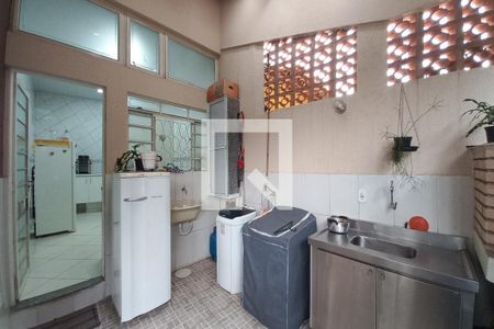 Casa à venda com 236m², 3 quartos e 3 vagasÁrea de Serviço