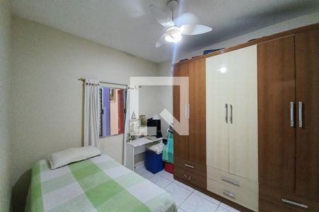 Casa à venda com 236m², 3 quartos e 3 vagasQuarto 2 