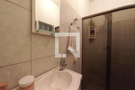 Casa à venda com 236m², 3 quartos e 3 vagasBanheiro da Suíte