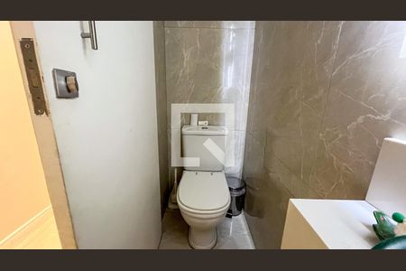 Apartamento à venda com 76m², 2 quartos e 2 vagas Apartamento à venda com 76m², 2 quartos e 2 vagasLavabo