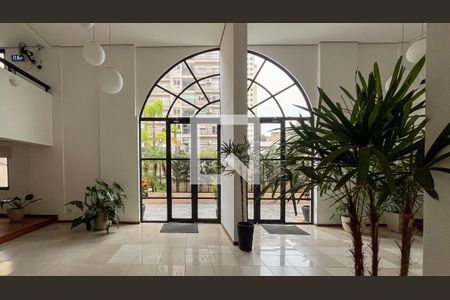 Apartamento à venda com 76m², 2 quartos e 2 vagas Apartamento à venda com 76m², 2 quartos e 2 vagasHall Entrada