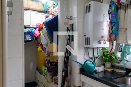 Apartamento à venda com 76m², 2 quartos e 2 vagas Apartamento à venda com 76m², 2 quartos e 2 vagasÁrea de Serviço