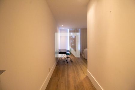 Casa à venda com 900m², 3 quartos e 4 vagas Casa à venda com 900m², 3 quartos e 4 vagasSuíte 3