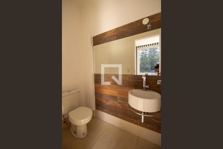 Casa à venda com 900m², 3 quartos e 4 vagas Casa à venda com 900m², 3 quartos e 4 vagasLavabo do Mezanino