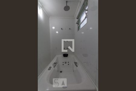 Casa à venda com 380m², 5 quartos e 4 vagas