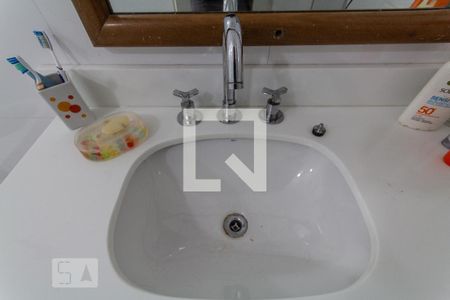 Casa à venda com 380m², 5 quartos e 4 vagas