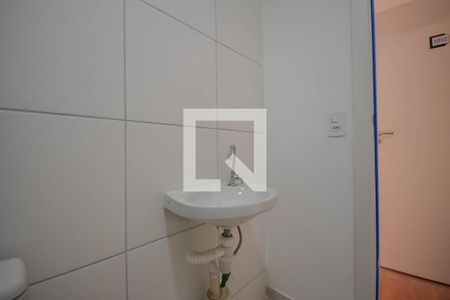 Banheiro de kitnet/studio para alugar com 1 quarto, 37m² em São Cristóvão, Rio de Janeiro