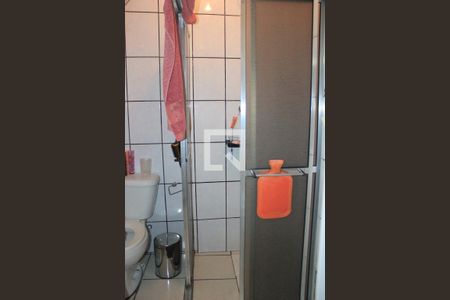 Casa à venda com 128m², 3 quartos e 2 vagasBanheiro da suíte