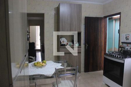 Casa à venda com 128m², 3 quartos e 2 vagasCozinha