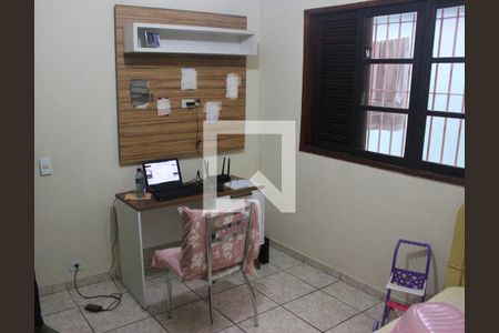 Casa à venda com 128m², 3 quartos e 2 vagasQuarto 2