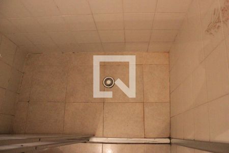 Casa à venda com 128m², 3 quartos e 2 vagasBanheiro 