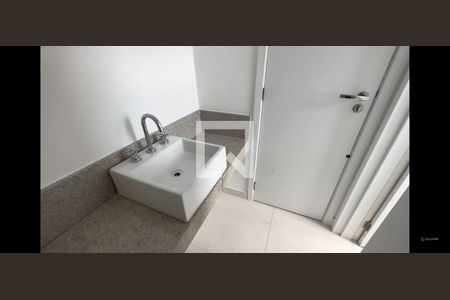 Apartamento à venda com 199m², 4 quartos e 2 vagasBanheiro Suíte 2 e 3