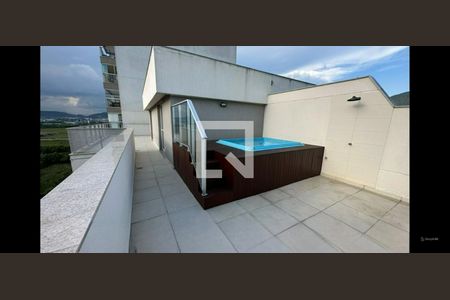 Apartamento à venda com 199m², 4 quartos e 2 vagasÁrea Externa