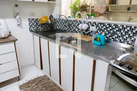 Casa à venda com 280m², 5 quartos e 2 vagas Casa à venda com 280m², 5 quartos e 2 vagascozinha