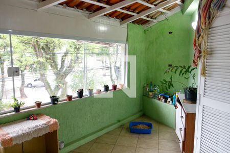 Casa à venda com 280m², 5 quartos e 2 vagas Casa à venda com 280m², 5 quartos e 2 vagasSacada