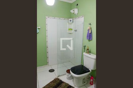 Casa à venda com 280m², 5 quartos e 2 vagas Casa à venda com 280m², 5 quartos e 2 vagasBanheiro 2