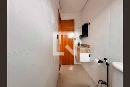 Casa à venda com 130m², 2 quartos e 4 vagas Casa à venda com 130m², 2 quartos e 4 vagasBanheiro da suíte 2