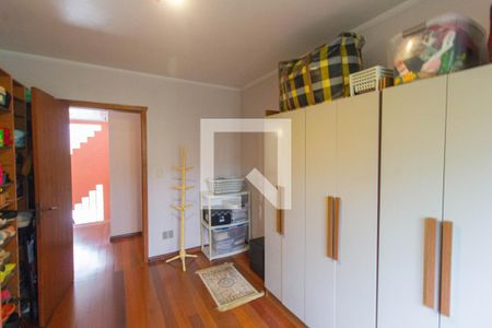 Casa à venda com 275m², 4 quartos e 3 vagasQuarto 2