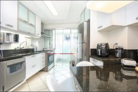 Apartamento à venda com 170m², 3 quartos e 3 vagas