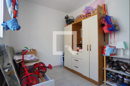 Quarto 1 de apartamento para alugar com 2 quartos, 42m² em Jardim Dona Leopoldina, Porto Alegre