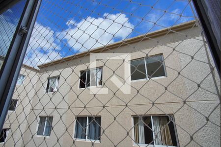 Sala - Vista de apartamento para alugar com 2 quartos, 42m² em Jardim Dona Leopoldina, Porto Alegre