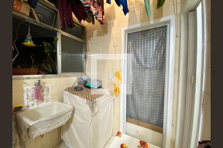 Apartamento à venda com 60m², 2 quartos e 1 vagaÁrea de Serviço