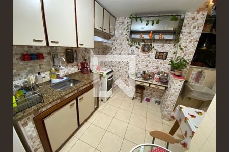 Apartamento à venda com 60m², 2 quartos e 1 vagaCozinha