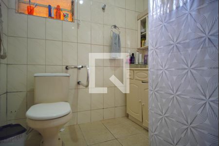 Casa à venda com 165m², 5 quartos e 4 vagasBanheiro Corredor