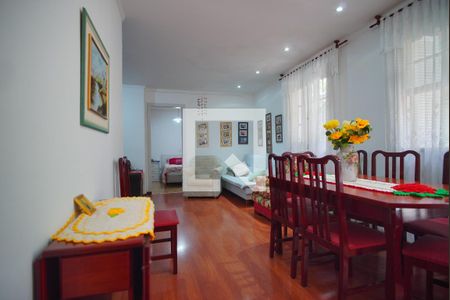 Casa à venda com 165m², 5 quartos e 4 vagasSala 3