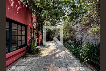 Casa à venda com 246m², 3 quartos e 3 vagas Casa à venda com 246m², 3 quartos e 3 vagasVaranda Sala