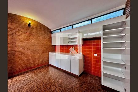Casa à venda com 246m², 3 quartos e 3 vagas Casa à venda com 246m², 3 quartos e 3 vagasCozinha