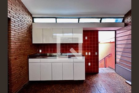 Casa à venda com 246m², 3 quartos e 3 vagas Casa à venda com 246m², 3 quartos e 3 vagasCozinha