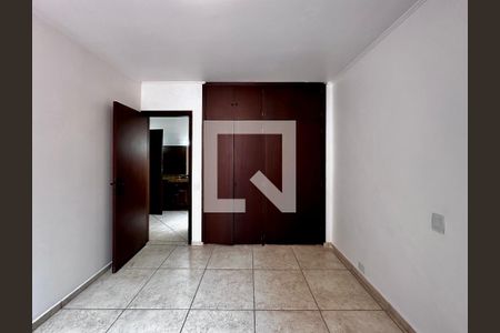Casa à venda com 246m², 3 quartos e 3 vagas Casa à venda com 246m², 3 quartos e 3 vagasQuarto 3