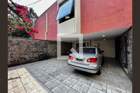 Casa à venda com 246m², 3 quartos e 3 vagas Casa à venda com 246m², 3 quartos e 3 vagasGaragem