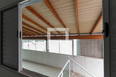 Casa à venda com 250m², 5 quartos e 3 vagas Casa à venda com 250m², 5 quartos e 3 vagasVista do Quarto 2 casa 1
