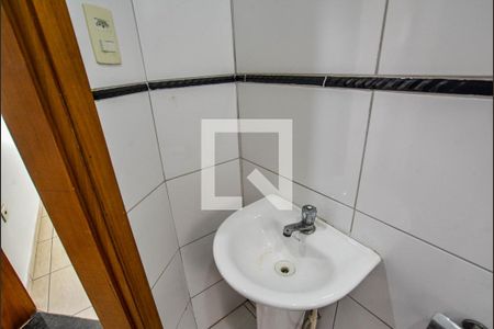 Apartamento à venda com 52m², 2 quartos e 1 vaga Apartamento à venda com 52m², 2 quartos e 1 vagaBanheiro Social