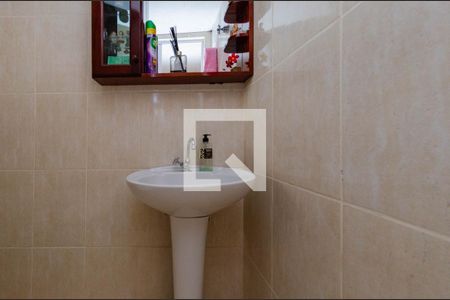 Casa à venda com 400m², 3 quartos e 6 vagas Casa à venda com 400m², 3 quartos e 6 vagasBanheiro de serviço