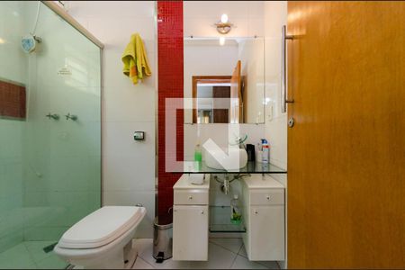 Casa à venda com 400m², 3 quartos e 6 vagas Casa à venda com 400m², 3 quartos e 6 vagasBanheiro suíte