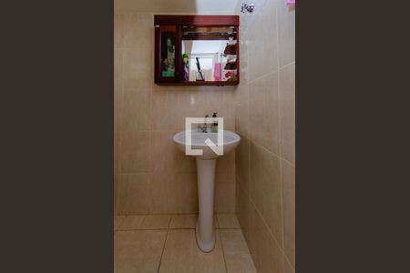 Casa à venda com 400m², 3 quartos e 6 vagas Casa à venda com 400m², 3 quartos e 6 vagasBanheiro de serviço