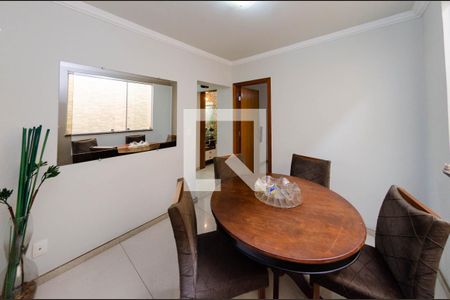 Casa à venda com 400m², 3 quartos e 6 vagas Casa à venda com 400m², 3 quartos e 6 vagasCopa