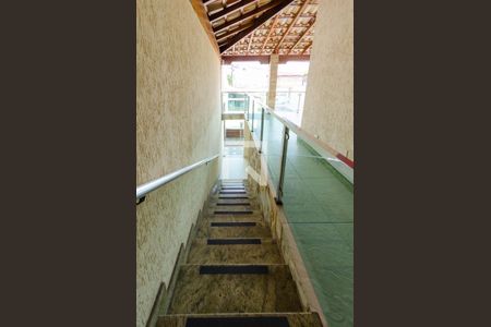 Casa à venda com 400m², 3 quartos e 6 vagas Casa à venda com 400m², 3 quartos e 6 vagasQuintal