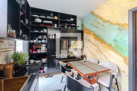 Apartamento à venda com 138m², 4 quartos e sem vagaCozinha