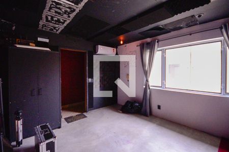 Casa à venda com 190m², 5 quartos e 1 vaga Casa à venda com 190m², 5 quartos e 1 vagaEdicula - Quarto 2