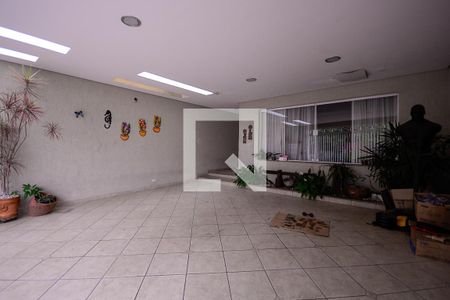 Casa à venda com 190m², 5 quartos e 1 vaga Casa à venda com 190m², 5 quartos e 1 vagaGaragem