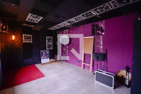 Casa à venda com 190m², 5 quartos e 1 vaga Casa à venda com 190m², 5 quartos e 1 vagaEdicula - Quarto 2