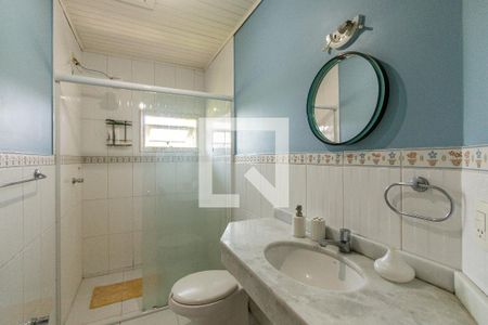 Casa à venda com 400m², 5 quartos e 2 vagas Casa à venda com 400m², 5 quartos e 2 vagasBanheiro Social