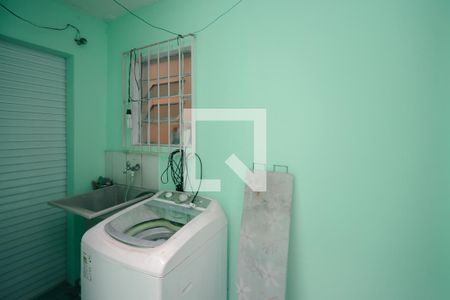 Casa à venda com 100m², 1 quarto e 1 vaga Casa à venda com 100m², 1 quarto e 1 vagaÁrea de Serviço